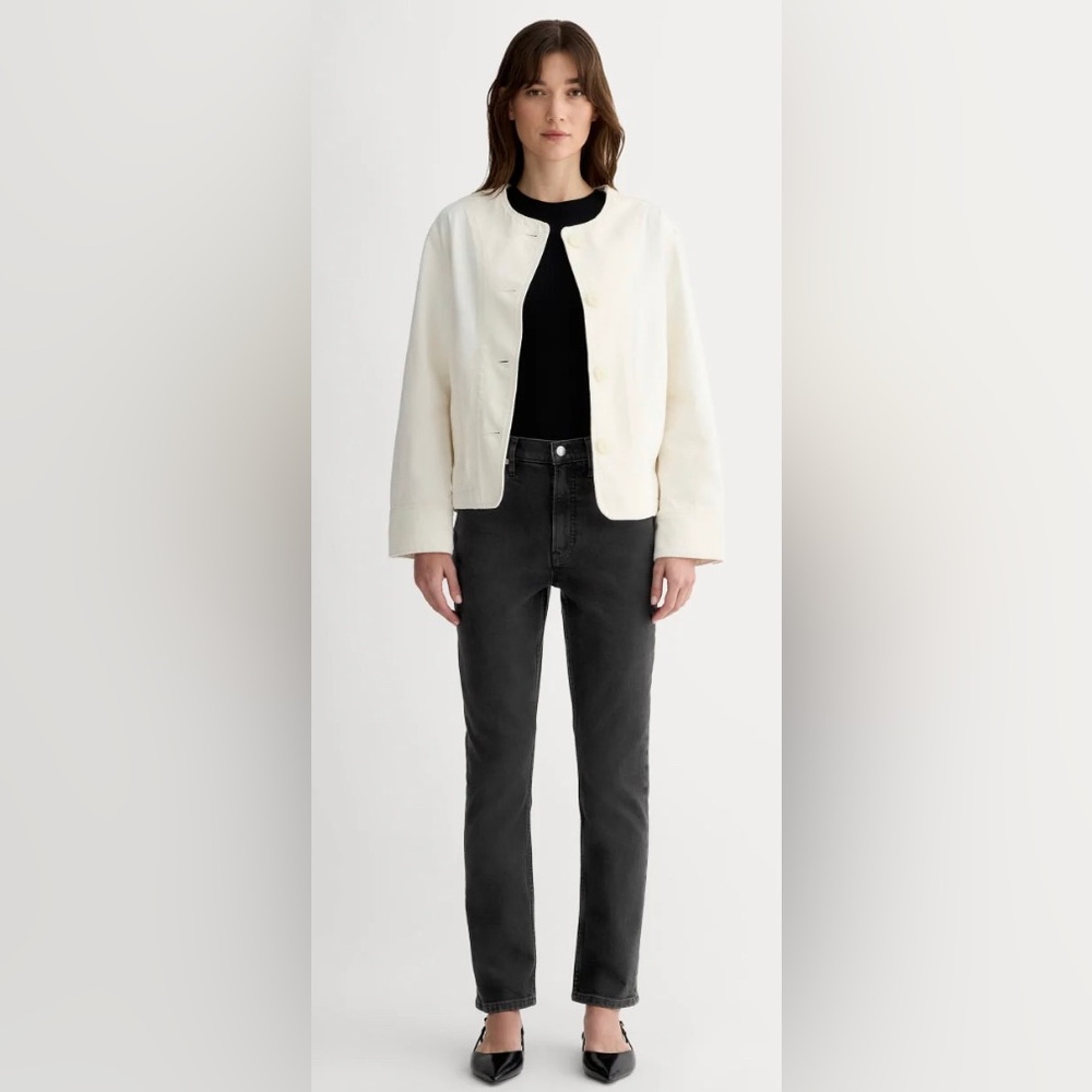 Everlane The Original Cheeky Jean In Washed Black‎